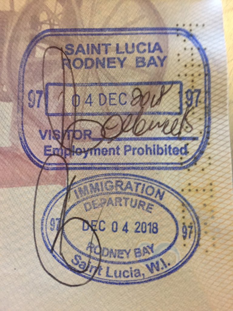 HippoArc's tweet photo. Ja tenim fetes els tràmits d’aduanes i immigració. https://t.co/AZPtzMgL3Q