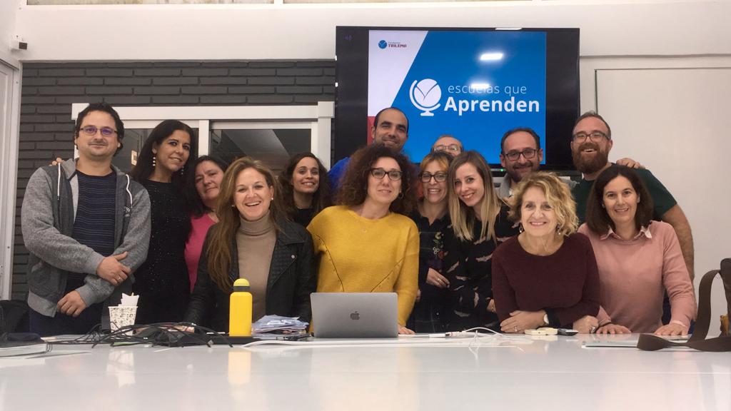 iessacilis's tweet photo. Hoy comenzamos la formación con @trilemaedu, estrenando nuestra pertenencia a @Red_EQAp. Una sesión con @MenaIsmael llena de buenos momentos y calidad. 
@_JavierOjeda @MartinVarelaDav https://t.co/rKcgY2c2Xm