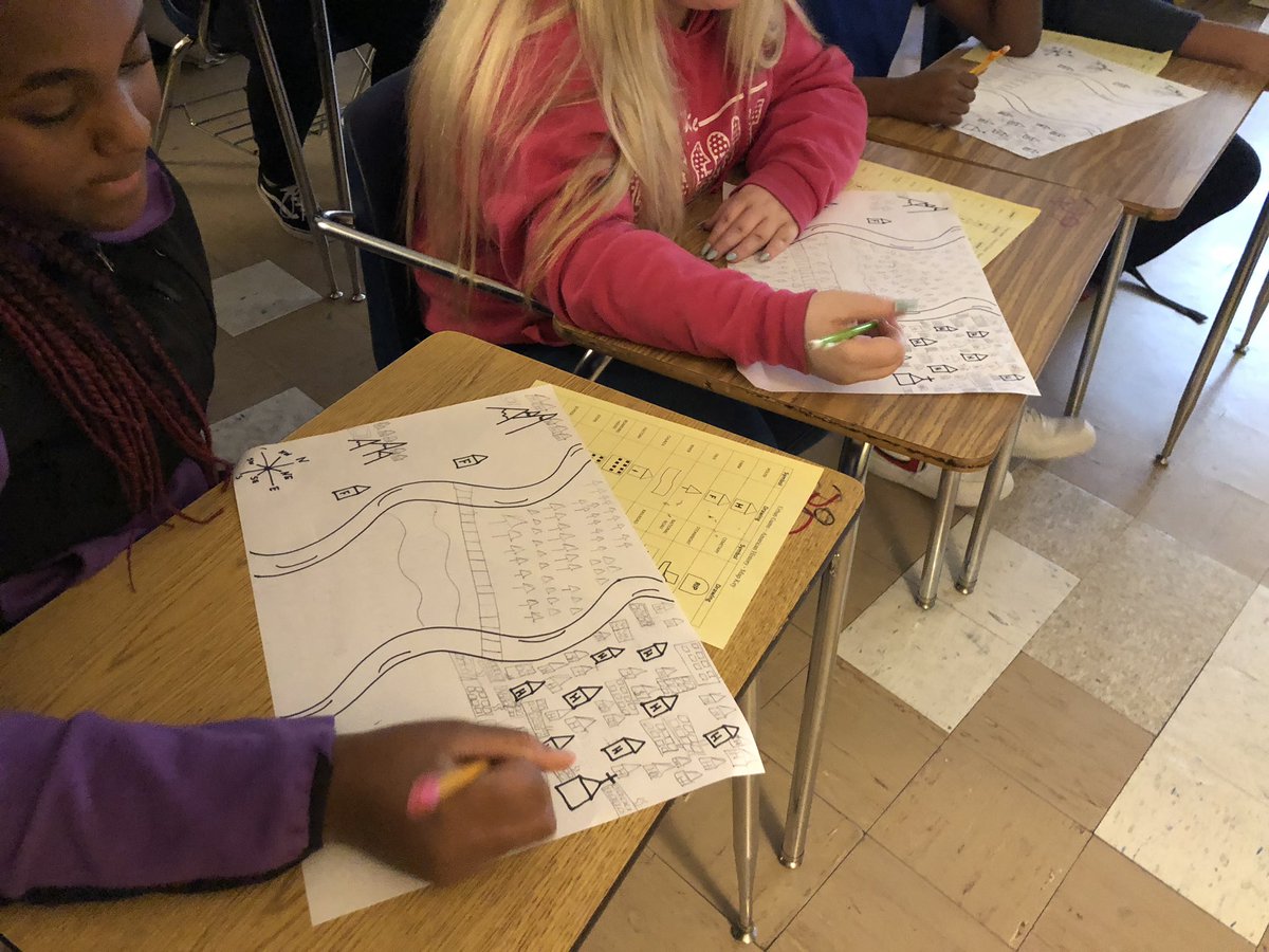 Miss_Sweetser's tweet photo. Students became mayors of a small town that experiences the effects of Urbanization and Industrialization. Through high stress and and a lot of cramming, students learn the positive and negative effects that came with Industrialization. ��#MUSTbesuccesful #dmsgens https://t.co/Jo0tHTolm7