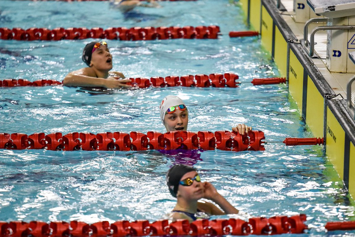 PaulMcRae5's tweet photo. @SwimWales @clairerosser2 @1ianrosser @TorfaenDolphins @SwimLeic #swsc18 More of the swimmers from Sundays finals. Think Cerys was a bit chuffed with her time.... awesome speed in the turns https://t.co/GI6oLaLpUc