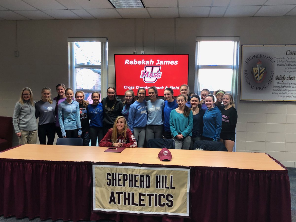 shephillxctrack's tweet photo. Rebekah signs her NLI to run for UMass/Amherst #teammates #ittakesavillage https://t.co/x1xRYCIqpD
