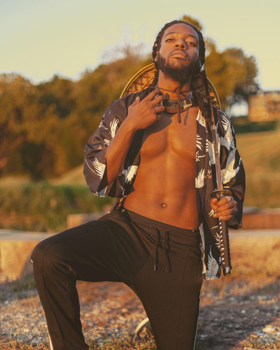 Death___The_Kid's tweet photo. Decided to drop my solo shots today from My video shoot for Saki Sippin Samurai 🍶Officially Dropping Dec 23 stay tuned for more. Thank you everyone for the support I love you all 🖤 
Shot By @skyprism 📸 https://t.co/6WtfDZ8fAj