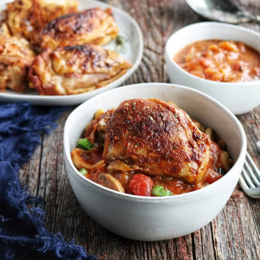 createkidsclub's tweet photo. Crockpot meals aren't what they once were. You can make a beautiful meal that looks like you slaved over it for hours, when in reality, all you had to do was add a few ingredients to t... https://t.co/atNiGvnLX4 #slowcookerdinner #crockpotmeals #chickencacciatore @TomatoWellness https://t.co/inwsdgZjrr