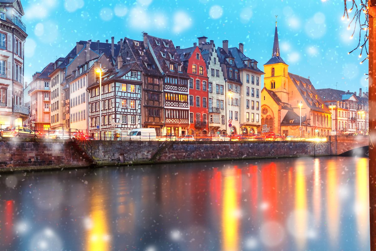 ChefJJoho's tweet photo. Christmas is one of the most magical times of year in @Alsace.  Come to @Everest_Chicago this month for a special menu featuring my most favorite traditional dishes.  Make your reservation and see the menu here: https://t.co/kJZXd3HiqJ https://t.co/utalNfzKeP