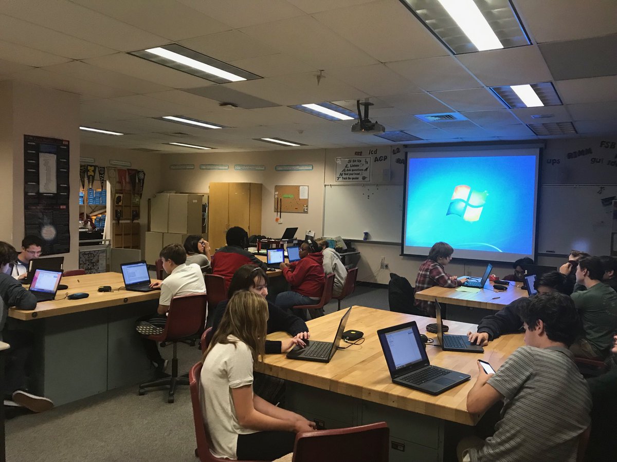 MrMilonas's tweet photo. RBR Freshmen and Sophomore CyberPatriots getting ready for Round 2. @CyberPatriot @PrincipalClay @rbrhs #NJCyberStrong #GoBucs #BringItBernie https://t.co/LlXiM3cp6O
