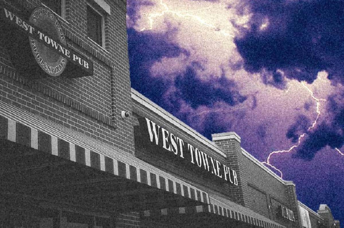 AmesAuthority's tweet photo. "West Towne Pub Owner Reveals Dark Secret"
https://t.co/DYipAyqY9t https://t.co/oF045du81o