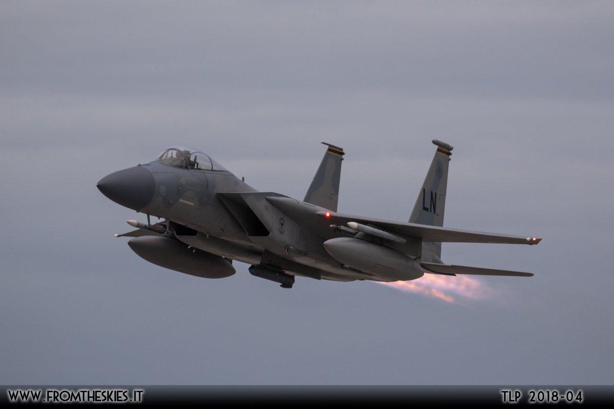 fromtheskies08's tweet photo. @LucianoQuaranta @ItalianAirForce something is missing in your pics... 
maybe photo credit? https://t.co/21BtHBIPKW