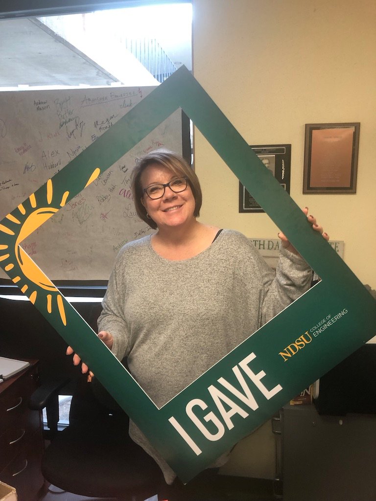 NDSU_COE_ECE's tweet image. And now another pic for #Give2NDSU ~ #ItsACircuitsLife #GoBisonEngineering