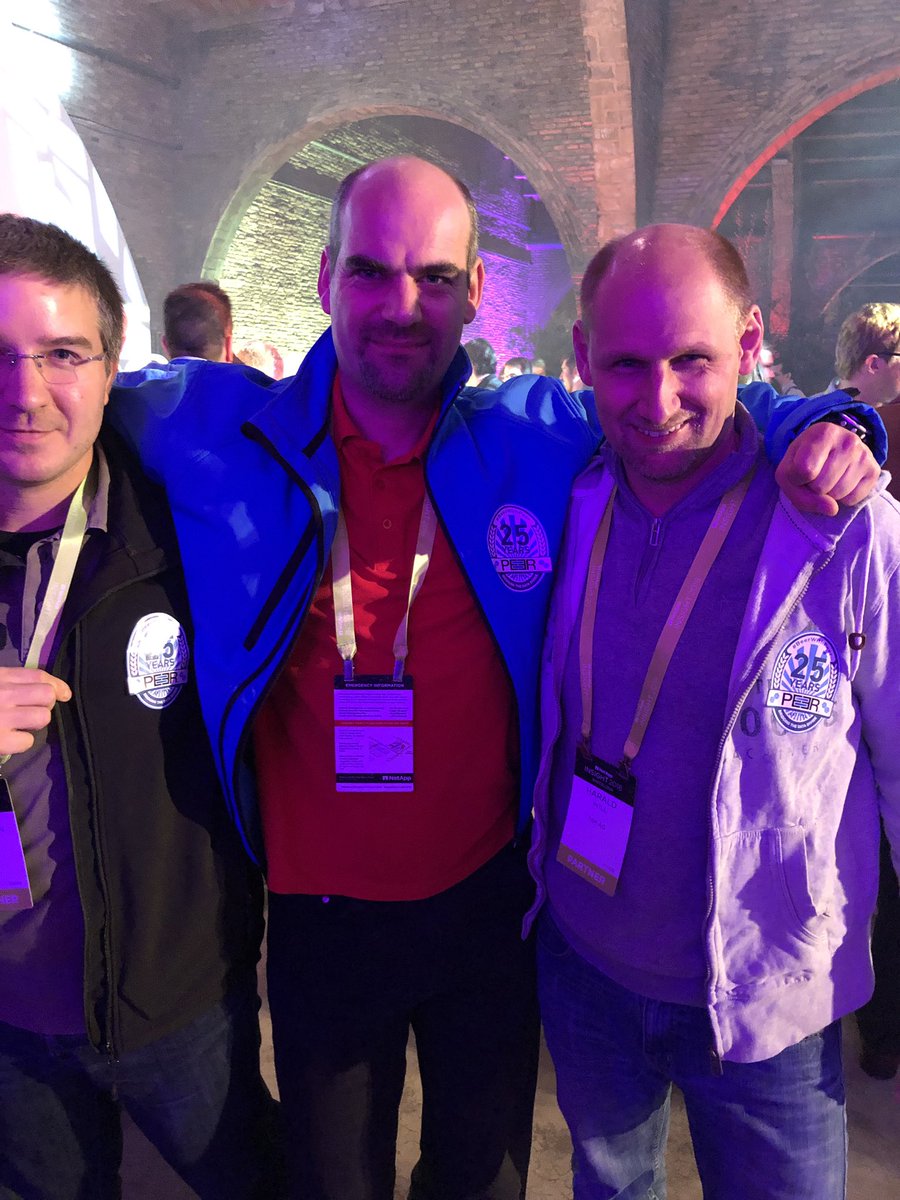 MrFrank_Pure's tweet photo. Guys , no more beer ... help ;-) ! #netappinsight2018 , #beerwithpeer https://t.co/H7ppjBp0hN
