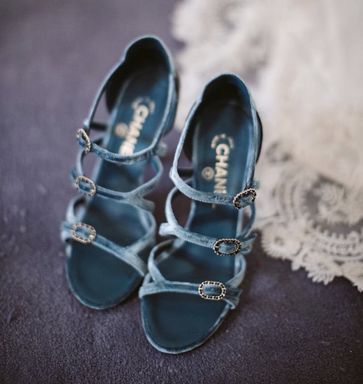 bodapremium's tweet photo. Nos encanta el terciopelo para bodas de otoño-invierno ❄️ #hotelesconderodrigo #bodapremium #bodas2019 https://t.co/eH7pxSAgoL