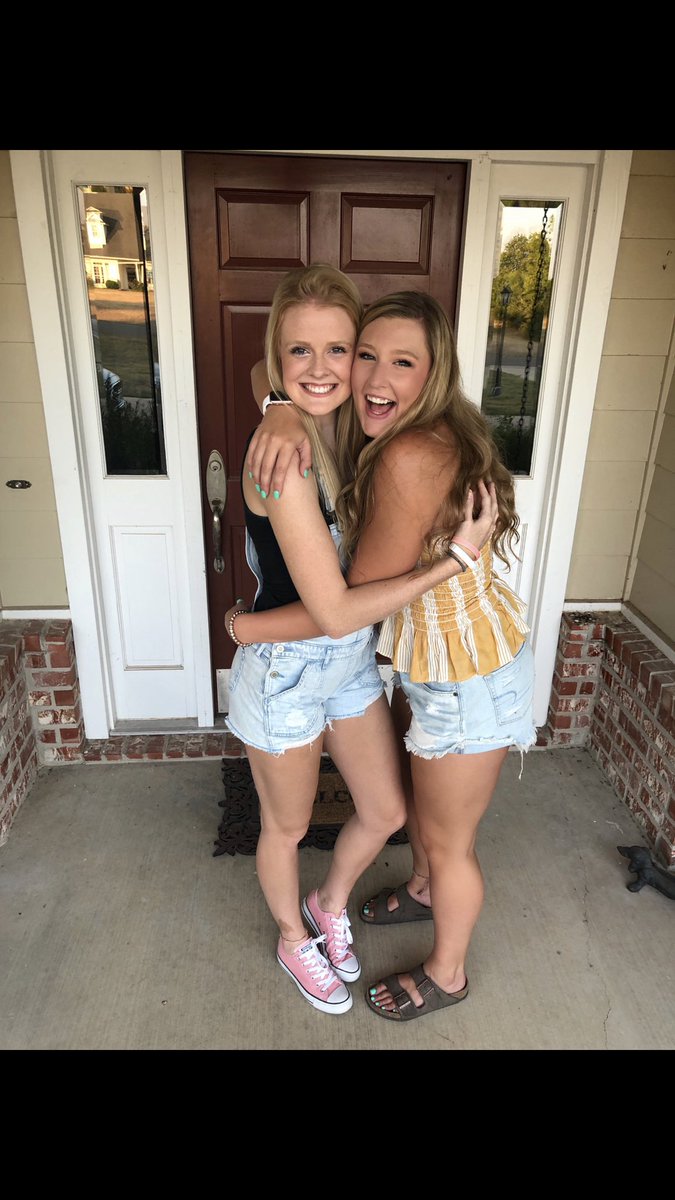 CallanHolmes's tweet photo. My best girl just signed her life away to be a cardinal, still mad that you won’t be a bulldog, but I’ll get over it eventually.. sorry I couldn’t be there today, but I’ll see ya in 10 days❤️ #DogsEatBirds https://t.co/1kvErEFULC