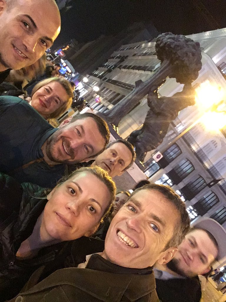 AndreuRDemidoff's tweet photo. #ESSD2018 ceremony with @ISCA_tweet @mdsz_hssf @EuSport @educacondeporte ... @efesalud @telemadrid @BGBEACTIVE @espanasemueve https://t.co/woFzJmqfKg