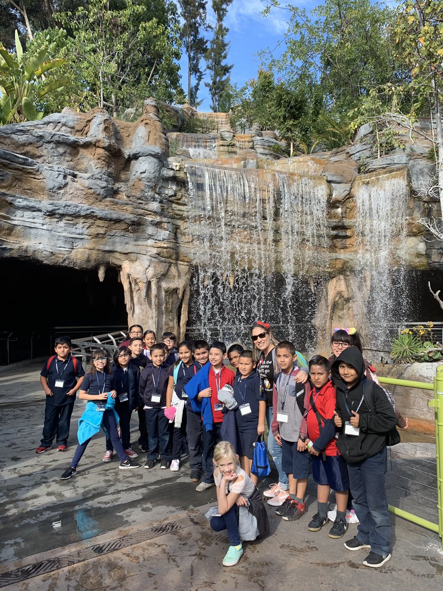ms_bsilva8's tweet photo. #FieldTrip Day! Thank you @sandiegozoo for having us!!  @FeasterCharter #greatdayoflearning #animaladaptations #feasterlearns https://t.co/uOEywPsLaM