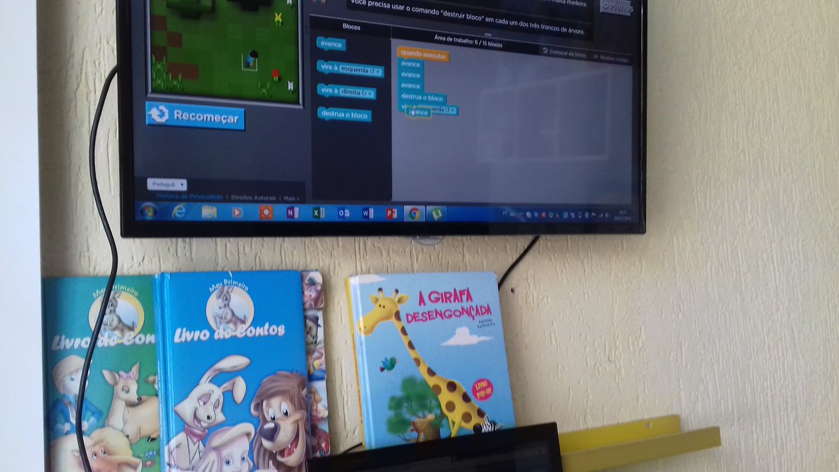 teachersammy36's tweet photo. #hourofcode #meetcodecreators #mieexpert #minecraftforeducation https://t.co/pQFul5GPmP