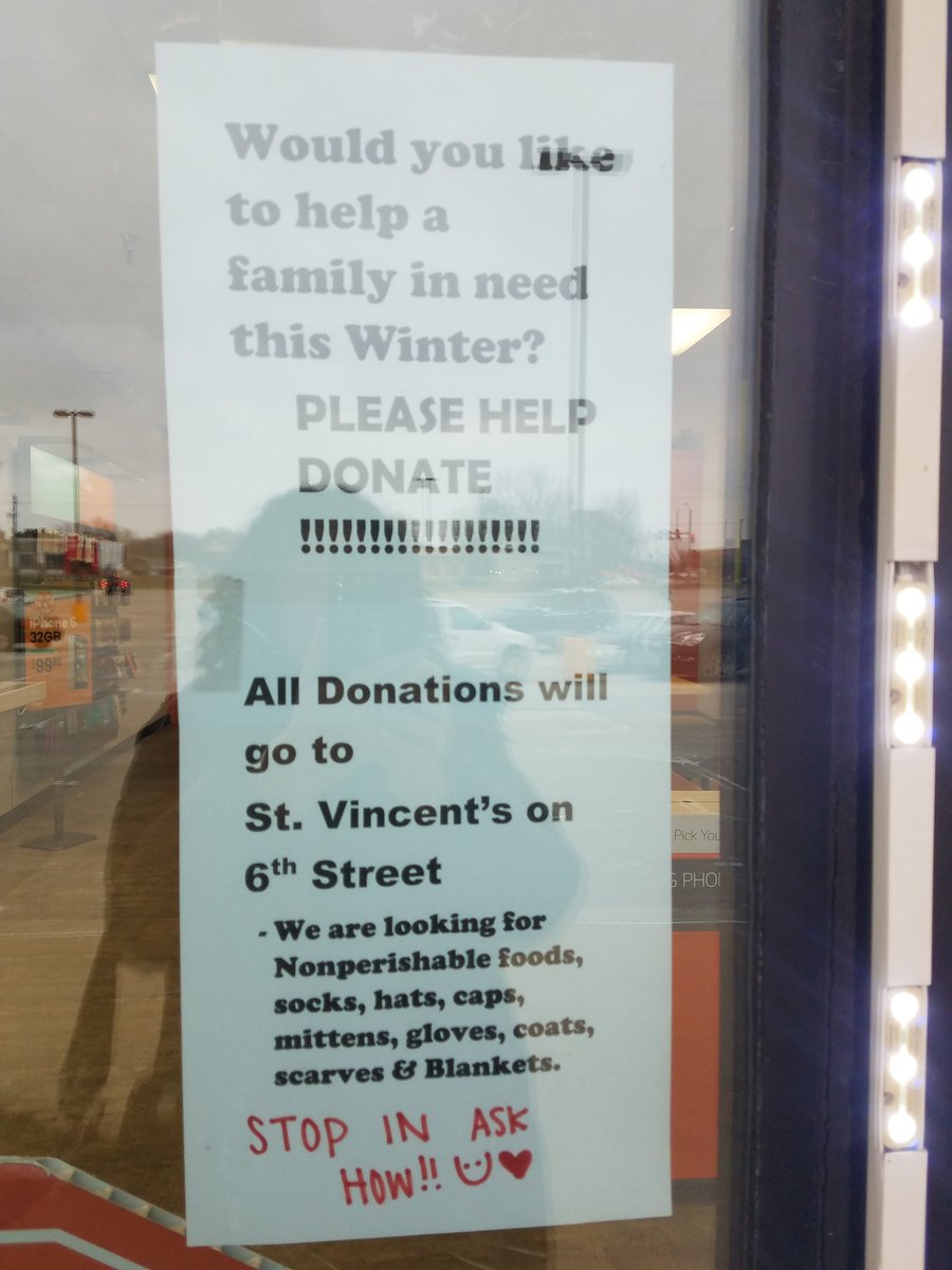 marcecotara's tweet photo. At 4 Real Wireless #6 here in Des Moines! They are getting involved in their local community and giving back! Love this! Tis the season for Boost! @MarcecoSales @DeVriesPaul @RyanMaierMN @4RealWireless @4RealWireless @KarlaOre17 @boostmobileIA https://t.co/SuwwDKXQVF