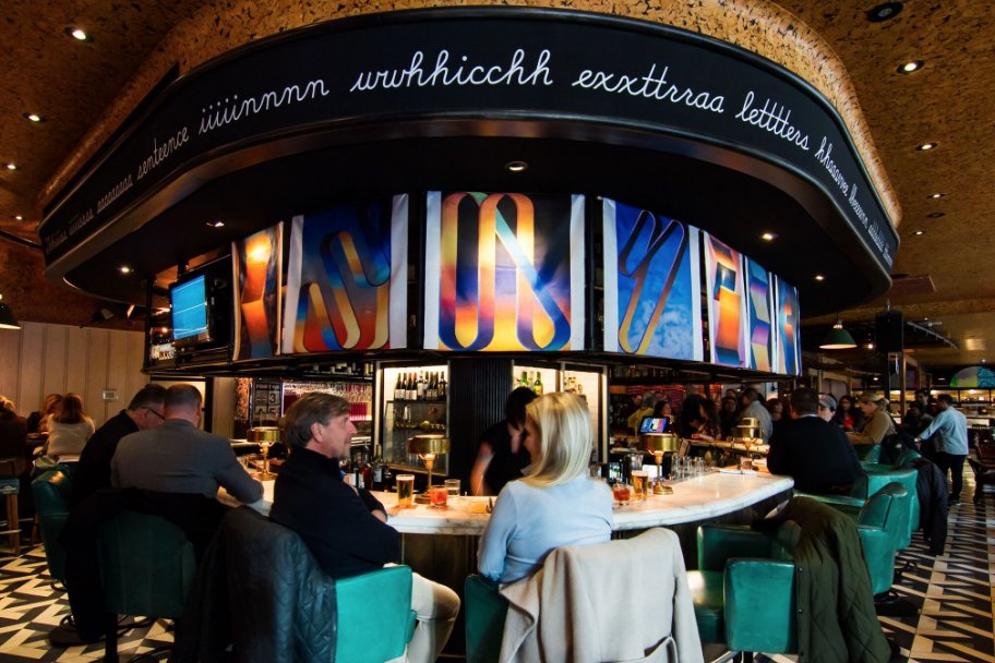 thedrakehotel's tweet image. Drake One Fifty is an art + food lover's dream. Grab a seat at the bar tonight and enjoy your dinner + a view. #DrakeOneFifty #ArtAndFood

Learn about The Drake Art: thedrake.ca/drakeart