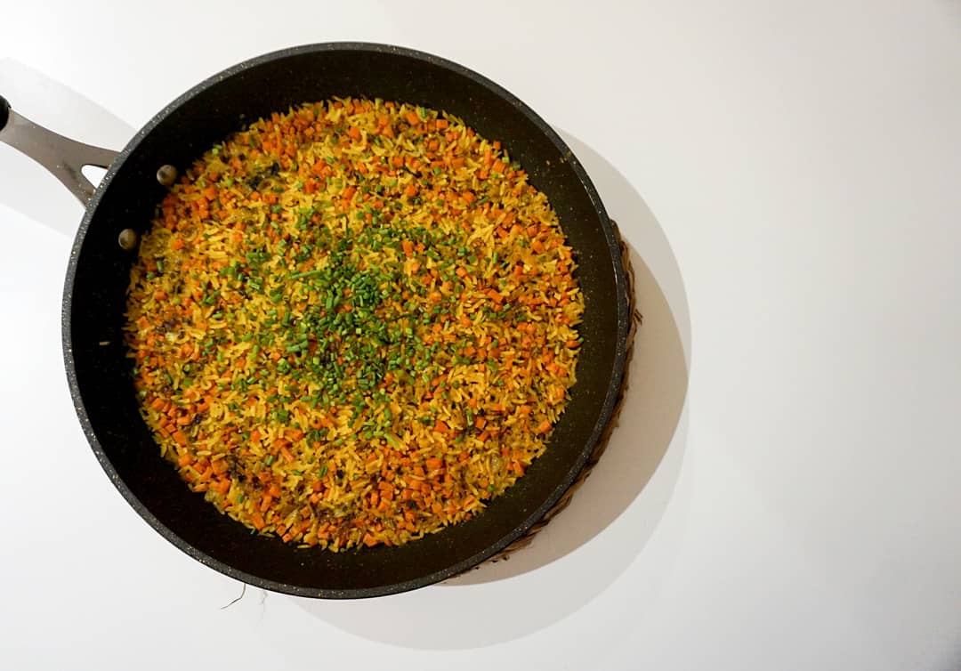 comi_adictos's tweet photo. Hoy os traigo una receta que ME ENCANTA😍 A este arroz le va bien TODO! Y stá bueno tanto frío como caliente. ¿Qué más se puede pedir? 😊
➡️➡️  https://t.co/YI8kvvrQkg   #pilaw #pilaf #vegan #turkishfood https://t.co/J60F9ogfbV