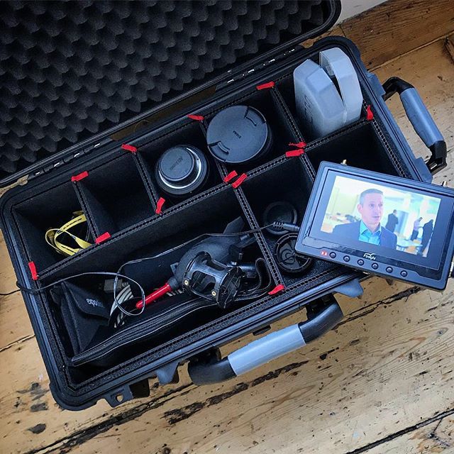 APWKendall's tweet image. Got to give my new gear case a proper outing today, super useful and performed perfectly across two venues in London and the tube!! #gear #rollingcase #cameragear #commercialphotography #Trekpak #case ift.tt/2RuggZE