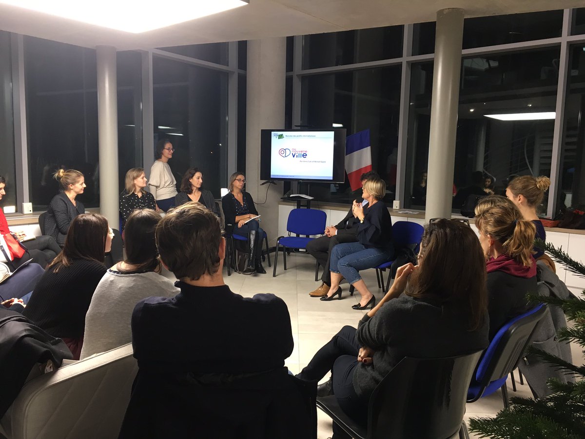 lauju_'s tweet photo. @aurelie_armand @MeetupFR @manouvelleville @FrenchSouthD @TeadsFR @benat_rassat @sgraule @ParisJeTeQuitte #meetup HRforIT @montpellier , ou comment repartir avec ta toolbox sur le #recrutement international. Check 🤙 ! rdv au prochain numéro... https://t.co/B5LzP9qlaP