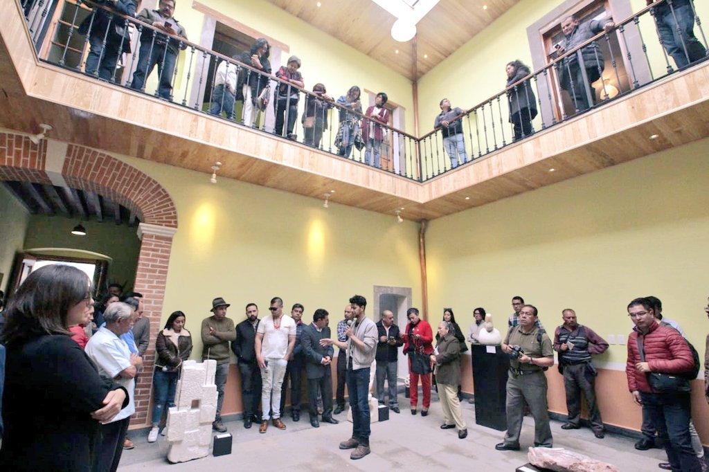 Olaff111's tweet photo. Inauguramos la exposición “Retroalimentación” en el #CCRealdelMonte, trabajo de alumnos de 7° semestre del Instituto de Artes; estas piezas son una relación entre el espacio arquitectónico, la comunidad de mineral del monte, la materia con la que trabajaron y con ellos mismos. https://t.co/beSceXB4Pp