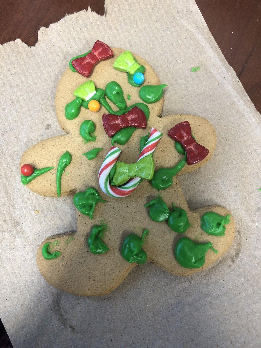 Thank you Best Buddies for the most delicious gingerbread cookie! <a href="/buddies_shs/">SHSBestBuddies</a> <a href="/ccasertaSLP/">Mrs. Caserta</a> <a href="/MrsRussellCDP/">Mrs. Russell</a> <a href="/StevenAnusiak/">Steven Anusiak</a>