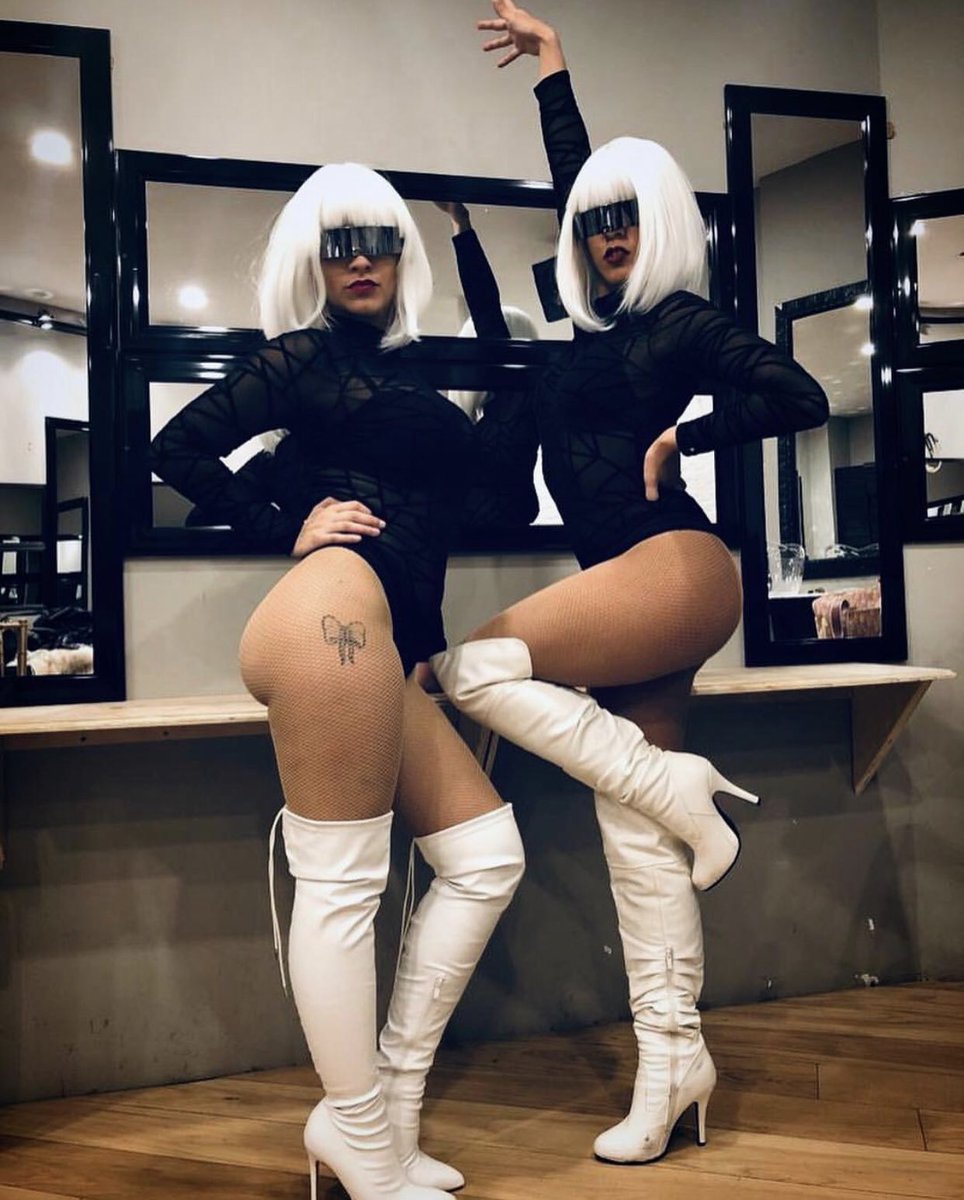 LectroRaiders's tweet photo. Our girls from  @orbit_nyc this past weekend 🔥
Our team performs at #NYC hottest night clubs on a weekly basis 🎊 
DM/Message me for inquiries for your club 👌🏻
 #lectroraiders  #newyork #nyc #clubs #ledrobots #lectroraiderdancers #dancers #bx #queens #bk #clublife #nightlife https://t.co/1jmu9RANx3