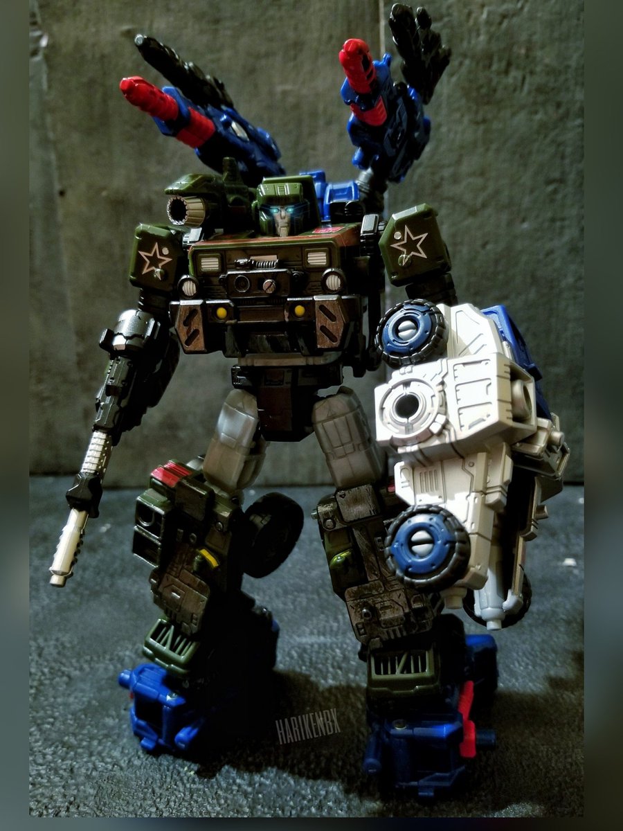 harikenbx's tweet photo. Loving these figs.
#transformers #siege #transformersgenerations #transformerssiege #hound #cog #weaponizer #figurephotography #hobby #toyart #toyartistry_elite #toyartistry #robots #toyphotography #toyography #toyphoto https://t.co/gIKQ4aNkXu