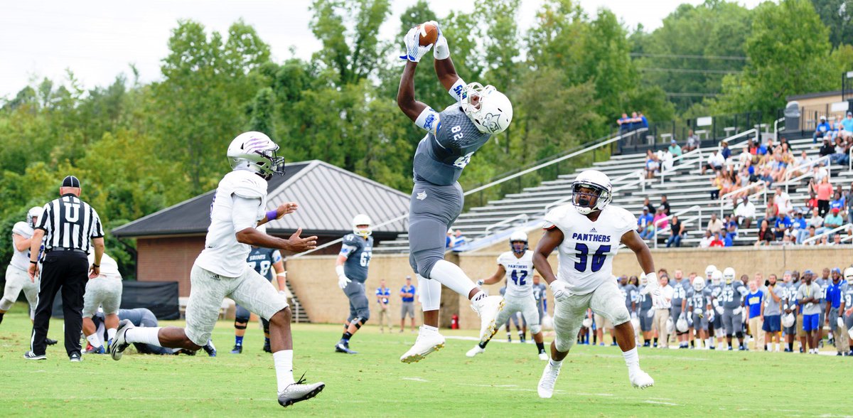 JT2raw's tweet photo. Blessed🙌🏾 to receive an my first offer from Limestone College #GoSaints https://t.co/mBhezeuxxr