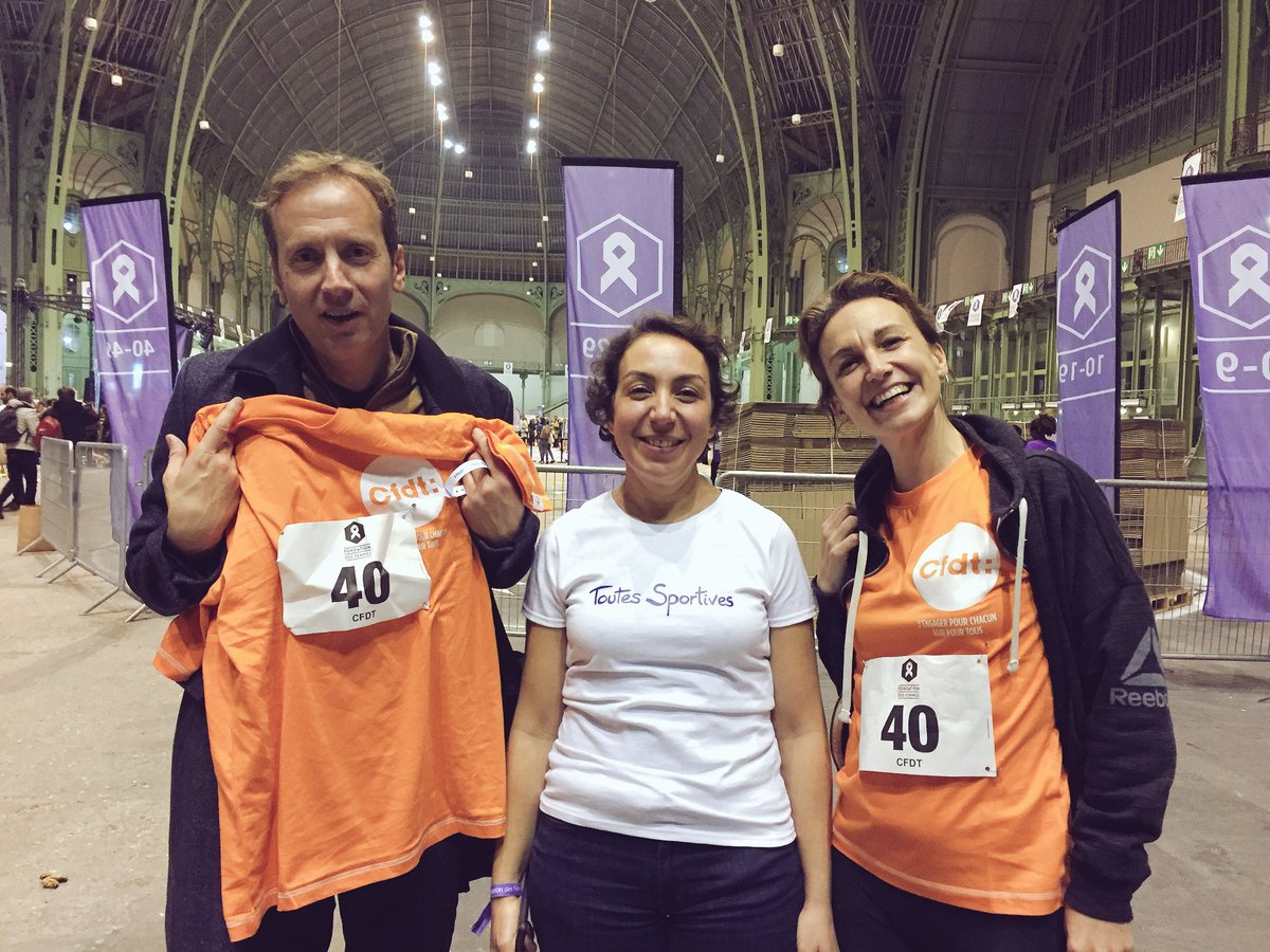 Quand on retrouve les amis de @UFOLEP et @nbellaoui à la #NuitDesRelais #teamféministes