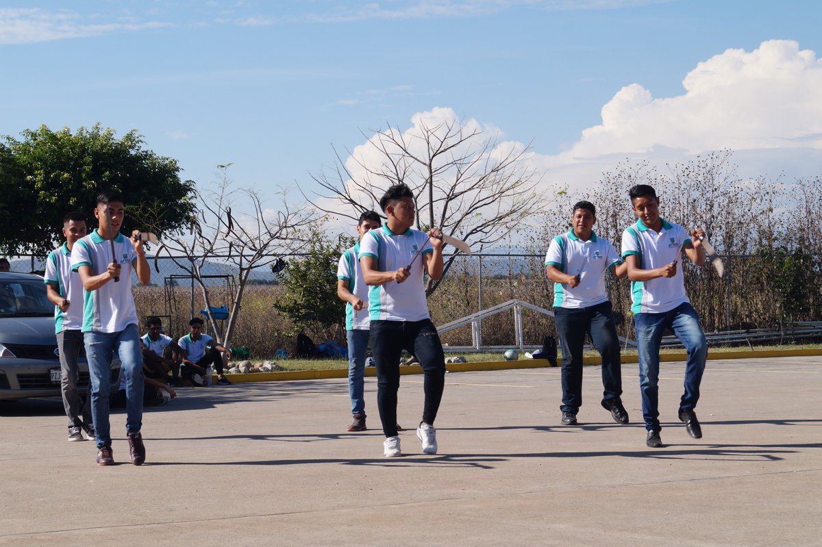 UTSEMor's tweet photo. Llevamos a cabo la exhibición de los talleres extracurriculares deportivos y culturales correspondientes al cuatrimestre septiembre-diciembre 2018 de la @UTSEMor. #OrgulloUTSEM #OrgulloBúhosVerdes #Canto #Danza #Pintura https://t.co/sAiA2zseqQ