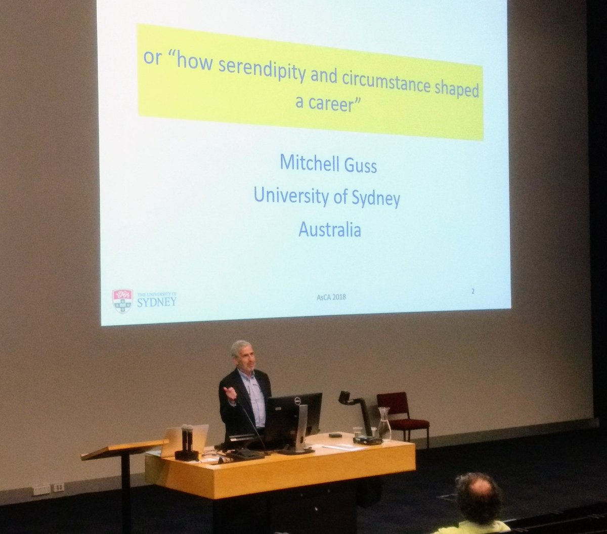 Great lecture by Mitchell Guss from <a href="/SydneySOLES/">Sydney Uni Life&Env</a>, recipient of the Bragg Medal at #AsCAnz