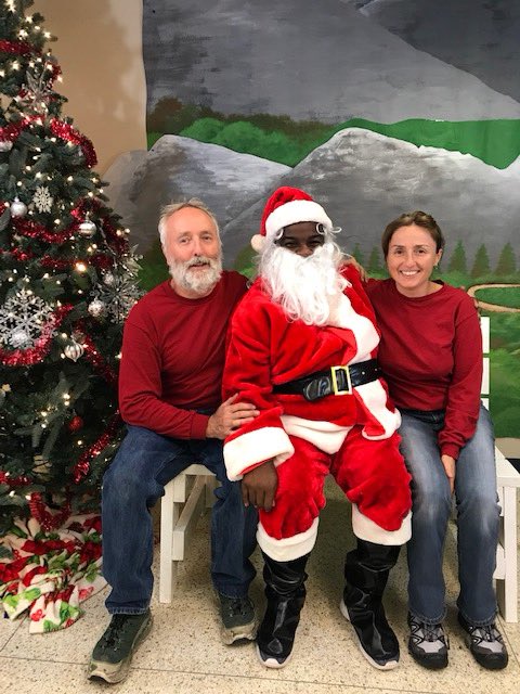 lorihast's tweet photo. Chili with Santa at MKL NEVER disappoints.  What a fun night for all!  Thanks to our staff for making this event such a blessing for our school community! @MKLEagles https://t.co/4wlqHtCwrp