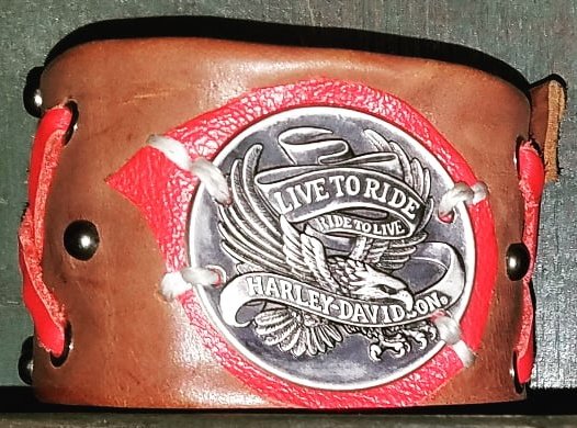 conte_dennis's tweet photo. #tistheseason #cuffsomeone #oneofakind #custom #handmade #handstitched #leather #cuffs #signed #dated #shop @conte_dennis #rockthecuff https://t.co/aHSrxh57e2