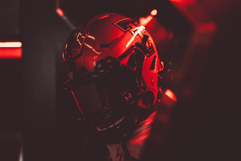 _CoachMattWells's tweet image. Fired up to be the head football coach at Texas Tech! Can’t wait to get with these players &amp;amp; coaches to field a team that all Red Raiders can be proud of!  #WreckEm