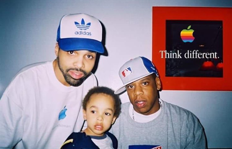 jeromemongo's tweet image. Happy Earthstrong, Bredrin! #HappyBirthdayJAYZ