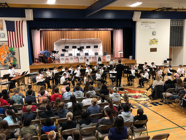 GurrieTigers's tweet photo. GMS Bands sounding great at the afternoon student matinee. Don't miss the outstanding performances tonight @ 7pm here at Gurrie: GMS Jazz and Concert Bands, Percussion Ensemble, Beginner, and Symphonic Bands. 
#GMSPride #GMSBands https://t.co/wWcxbr8sF5