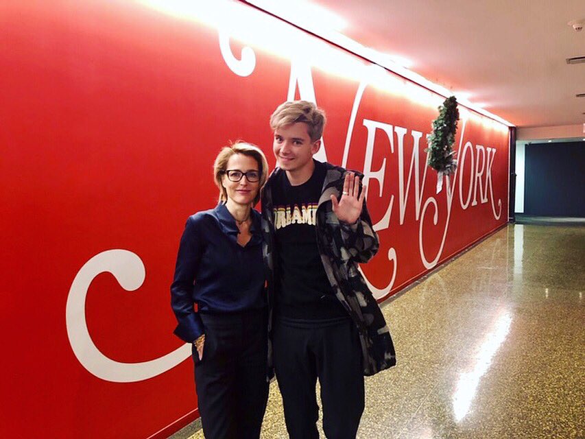 GillianA's tweet photo. With @asabfb at the very festive @vulture @NYMag offices.
Sex Education premieres Jan 11th on @netflixuk AND @netflix US! 🍆📚 https://t.co/dtLb4aocQ3
