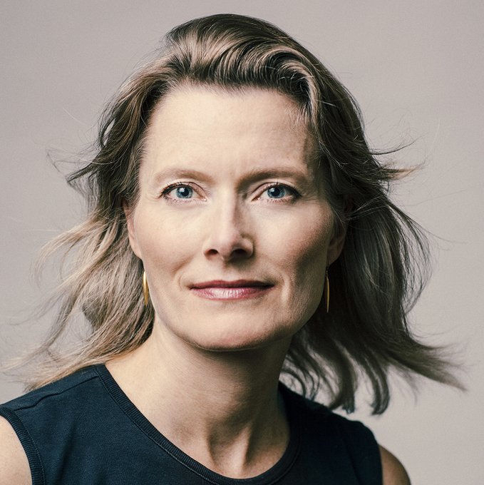 RazZy0211's tweet image. AdviceToWriters : You can only write regularly if you’re willing to write badly. You can’t write regularly and well. One should accept bad #writing as a way of priming the pump, a warm-up exercise that allows you to write well.
JENNIFER EGAN

#amwrit… )