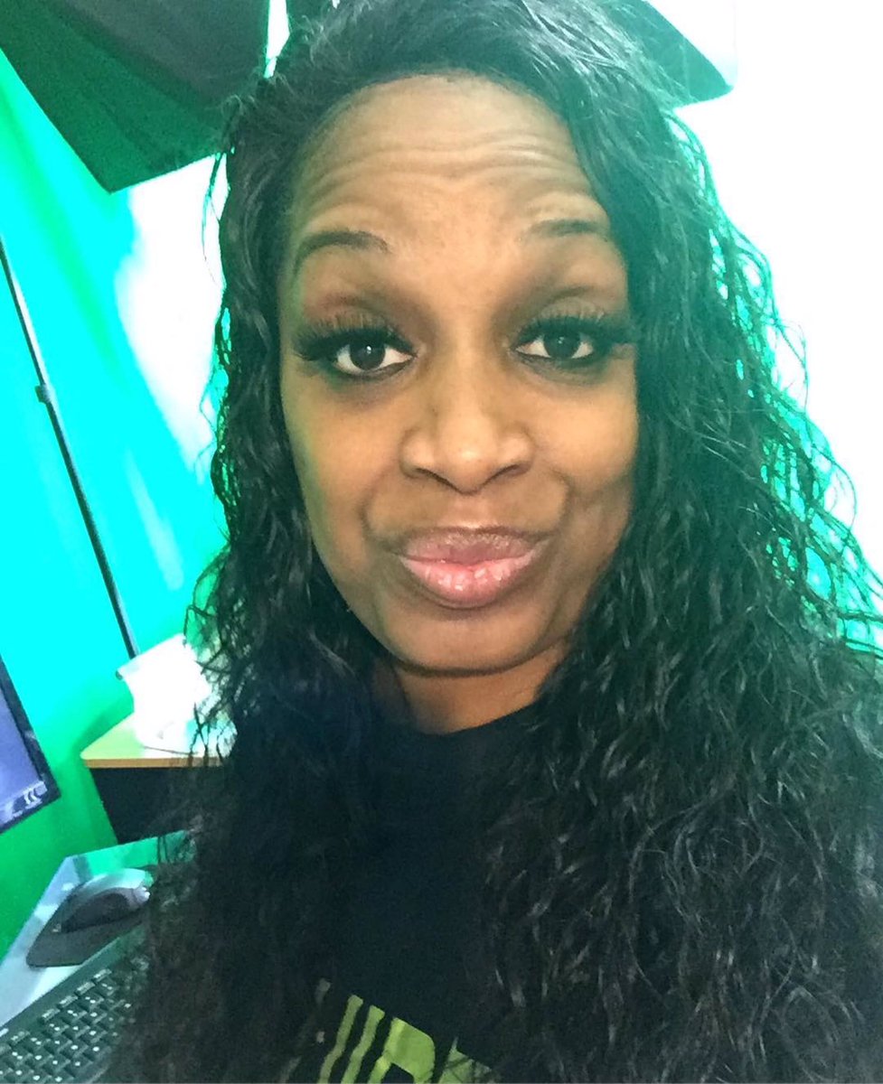 GoGetHerDJs's tweet photo. Everyone let’s welcome @iamdjsquirt to the #GoGetHerDJs team‼️💖🅿️ #FemaleDJs rock‼️🤟🏾🌟 https://t.co/gUleN2dj8T