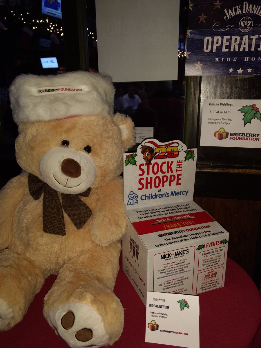 m_stock14's tweet photo. Stocking the Shoppe for @ChildrensMercy with the EB Foundation! Thanks to @Stuntman1429 &amp; your team for supporting our kiddos this holiday season! https://t.co/lp8GHr2srS