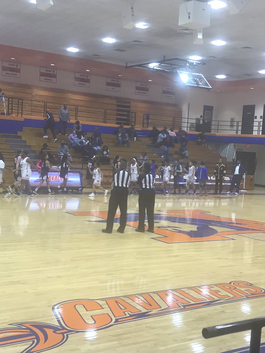 HowChemGems's tweet photo. Came to watch some of my #chemgems play tonight! #gocavs https://t.co/AKGIchapmH