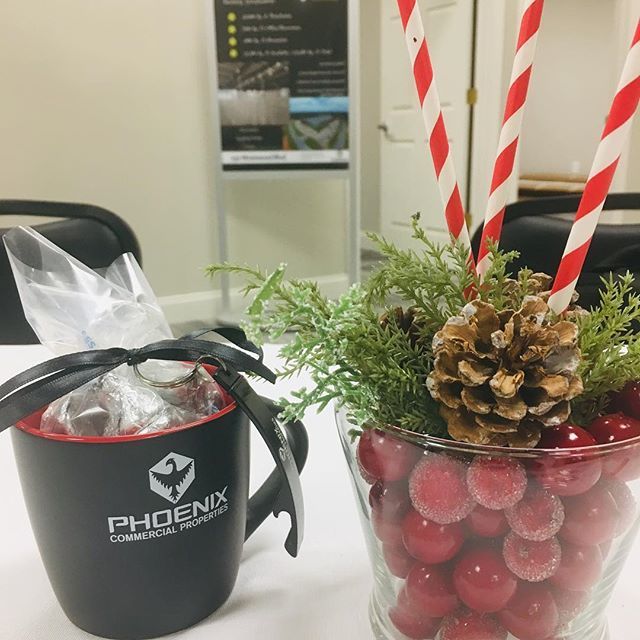 svn_raleigh's tweet photo. ‘Tis the season to show properties and #makedeals happen! #franklincounty #host #economicdevelopment #growth #northcarolina @phoenixcommprop https://t.co/TE6k9vZOb2 https://t.co/rd0s7deFBt