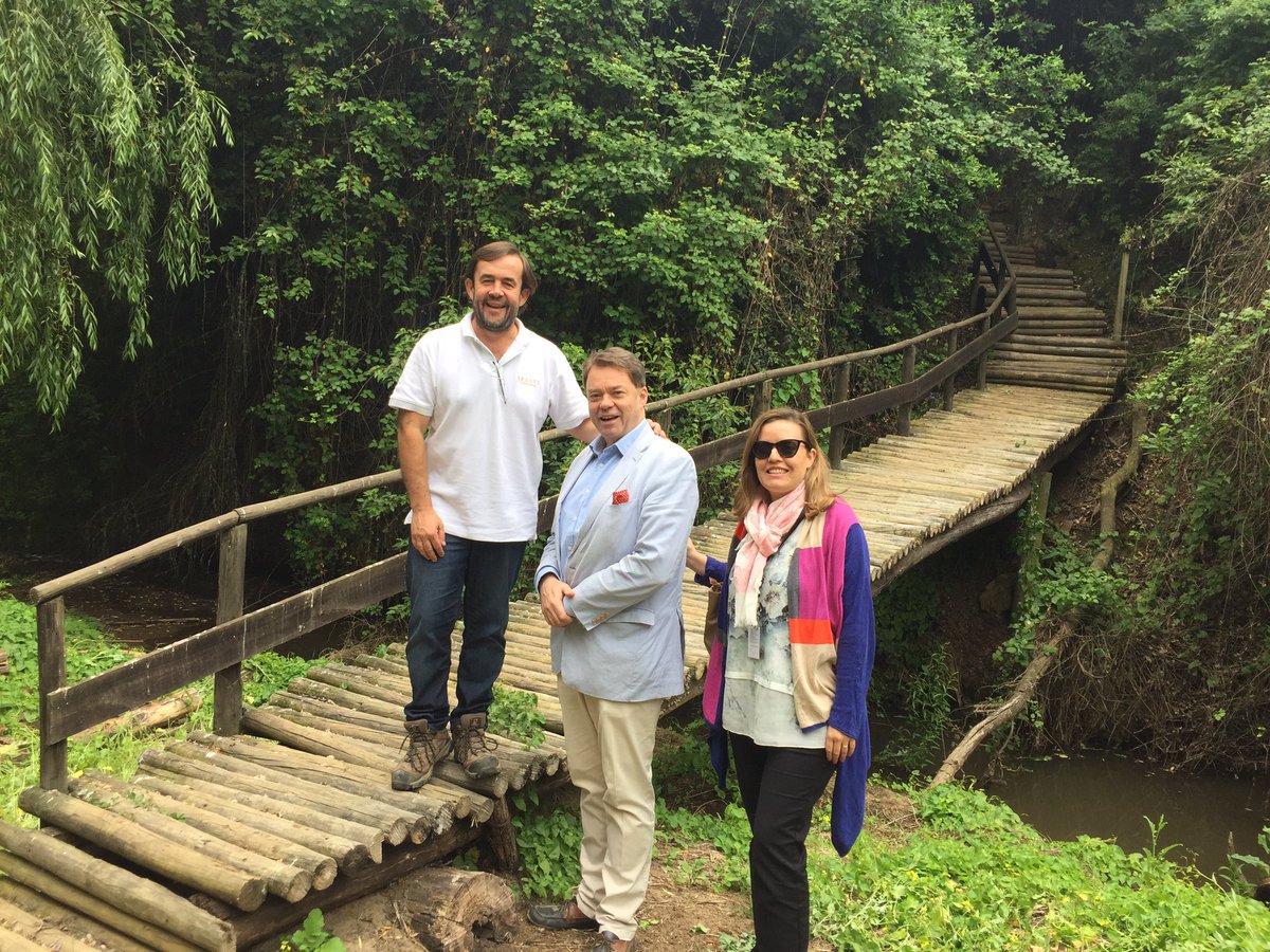 Thanks <a href="/blakeonwine/">Raymond Blake</a> for visiting us today! Great tasting, lunch and talk at our #LaReserva #estate <a href="/winesofcurico/">Ruta del Vino Curicó</a> <a href="/jusabiaga/">Jon Usabiaga</a> <a href="/ocallaghan74/">Kevin O'Callaghan</a>