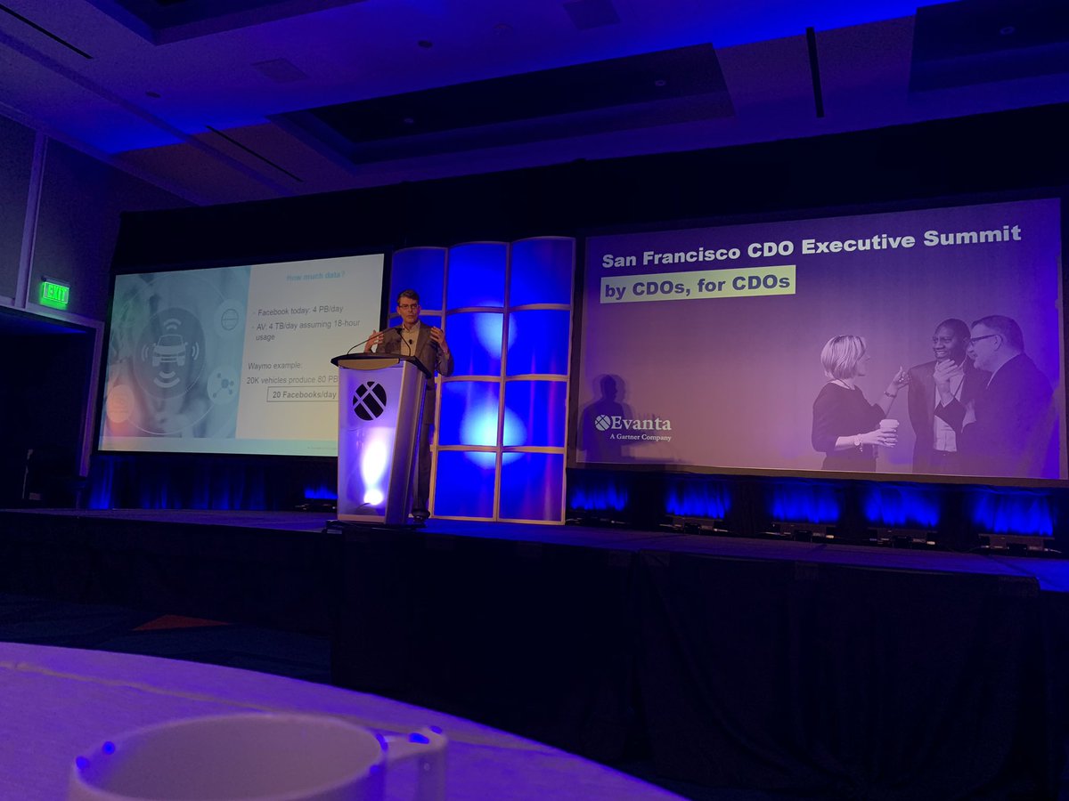 bigdatajoerossi's tweet photo. Great to hear from @esimoudis at the @Evanta #CDO summit #bigdata https://t.co/0YnaPXx9nI