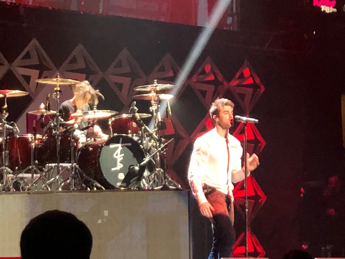 Timgenis's tweet image. #jingleBall I feel old