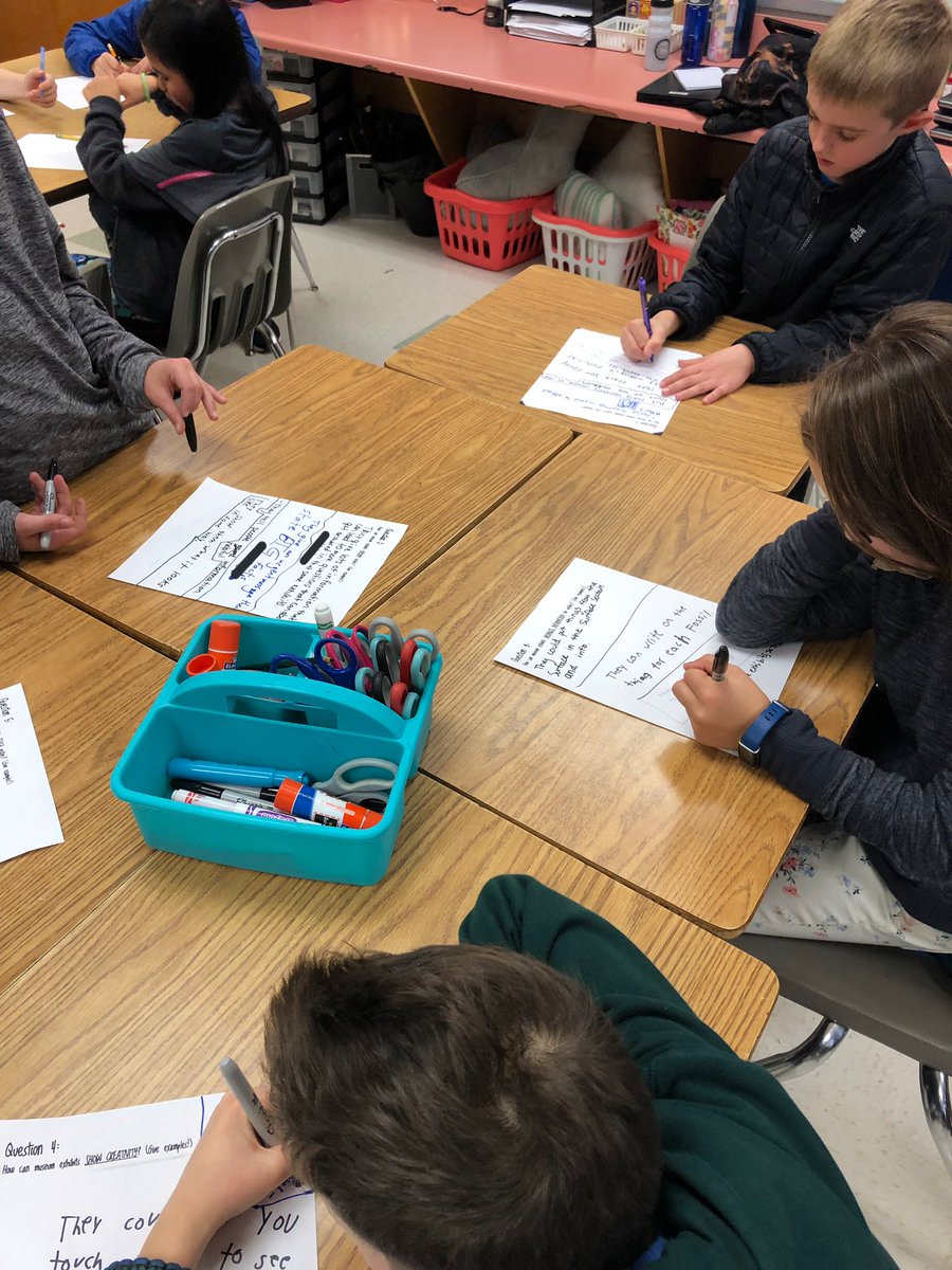 LRGteach's tweet image. To process and share our thinking about our museum visit, Ss participated in a variation of a known #thinkingroutine called Pass the Chalk Talk (thanks @tchrwithatitle!). By the end, they answered 5 diff Qs and responded to each other’s 💡s. #MakingThinkingVisible #FHESfamily