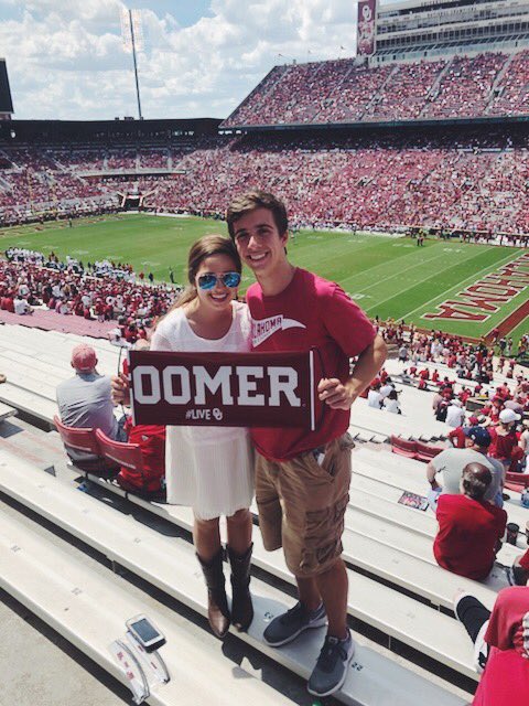 Katie_Primrose's tweet photo. Sooner born and Sooner bred and if these Sooner siblings got to see our h(eisman)igh school quarterback play in the Orange Bowl....we’d be v Sooner dead. #GoTacO(klahoma) @tacobell @espn @ESPNCFB
#LiveMasStudentSectionChallenge #ChallengeEntry #LiveMasStudentSection #Sooners https://t.co/eL0y6k7NxB