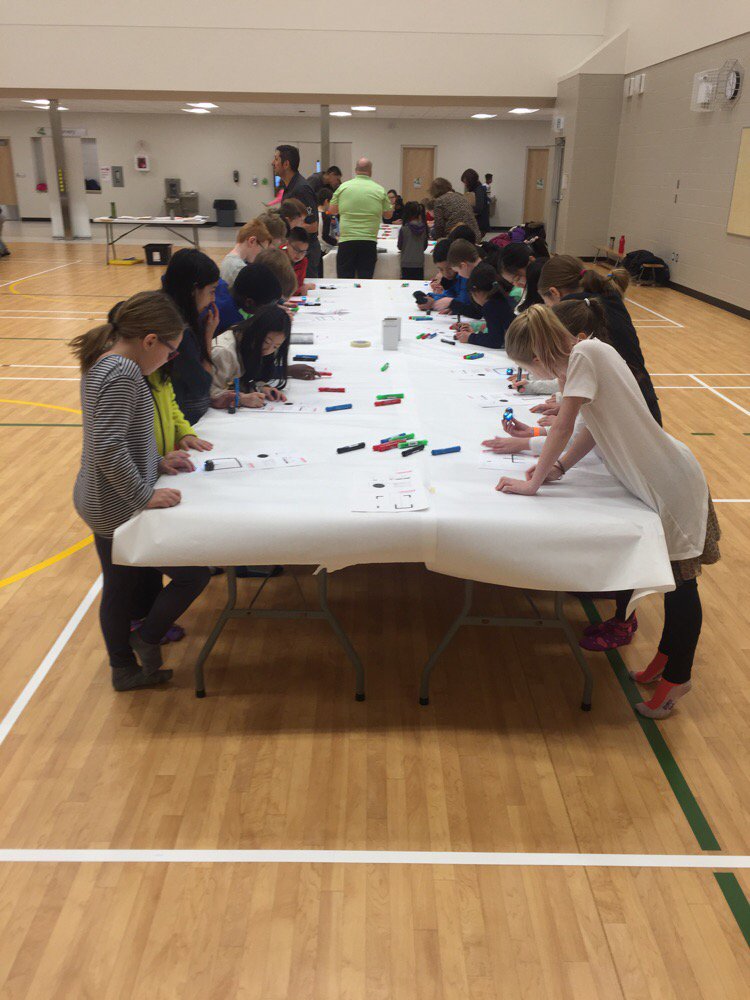 chief_school's tweet image. Our Grade 4s had a fabulous morning of  learning with Ozobots.  Thank you SaskCode! #saskcode #spslearn