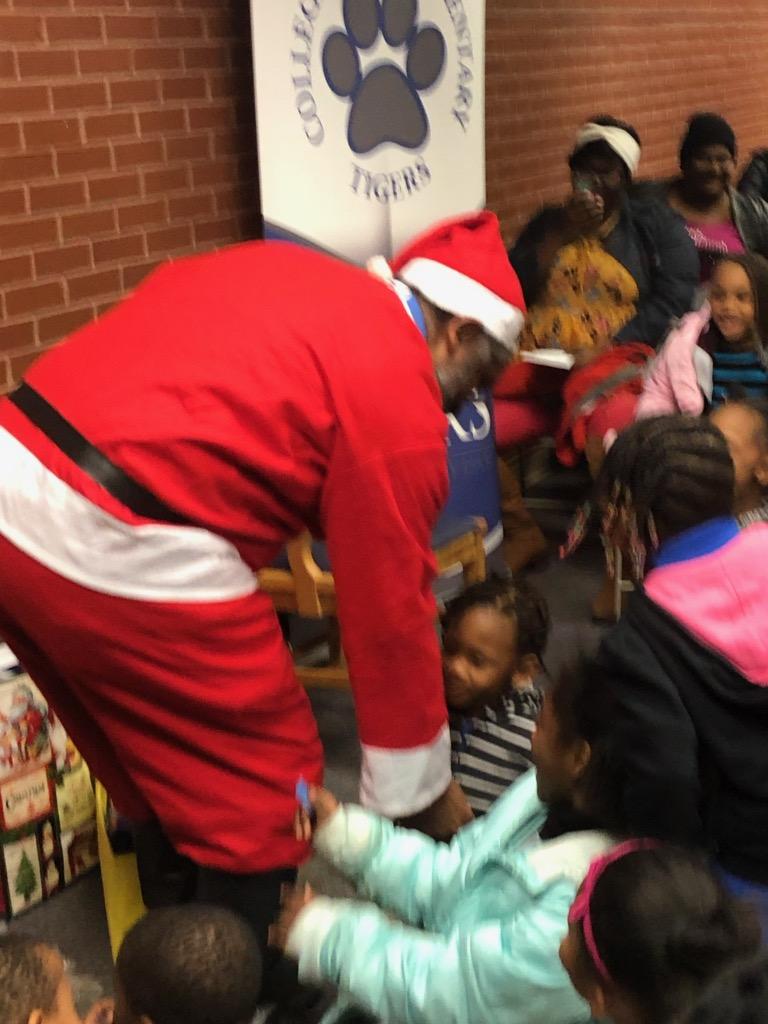 SanChea Harris (@sancheaharris) on Twitter photo Families that read together succeed together! Parent Engagement was at an all time high at our Family Reading Night! #ParentEngagement @HowardKimFulton <a href="/bowie_tonya/">Tonya Bowie</a> @Fulton_TitleI <a href="/dr_otway/">Dr. Maisha Otway (Ed.D)</a> <a href="/chibob1/">Robert</a> <a href="/EasterWhite1/">Easter White</a> Families that read together succeed together! Parent Engagement was at an all time high at our Family Reading Night! #ParentEngagement @HowardKimFulton <a href="/bowie_tonya/">Tonya Bowie</a> @Fulton_TitleI <a href="/dr_otway/">Dr. Maisha Otway (Ed.D)</a> <a href="/chibob1/">Robert</a> <a href="/EasterWhite1/">Easter White</a>