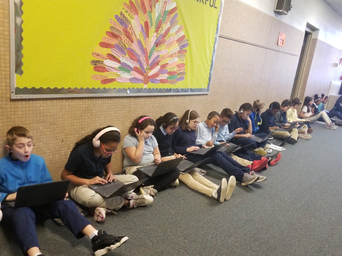 HSwartz25's tweet photo. The Ss and staff @HamiltonTradit1 got together today for an Epic #HourofCode celebration! @TIntegrators #EdTechintheBend @SouthBendCSC @EdTechintheBend @hadip #CSforIN #INeLearn @nextech @mmattmodlin @SethPonder @mrmatera #kidsdeserveit https://t.co/9D8Fpt8UXs